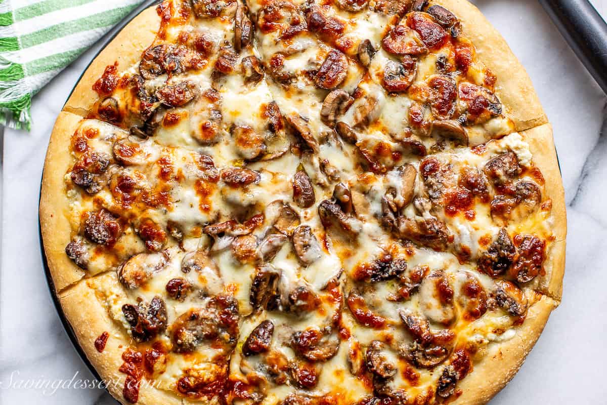Mushroom Pizza Medium